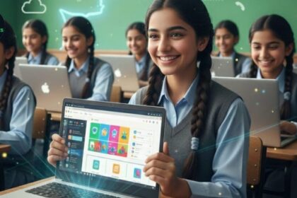 Pakistan to Distribute 700,000 Chromebooks to Students