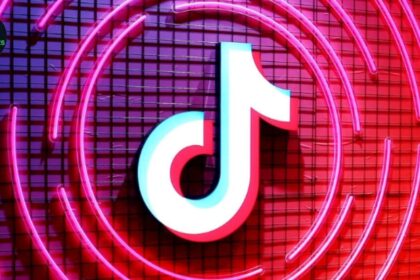 TikTok Launches New “Bulletin Board” Feature Inspired by Instagram’s Broadcast Channels