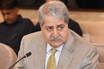 Don’t Close Your Eyes to History, Naveed Qamar Urges Govt