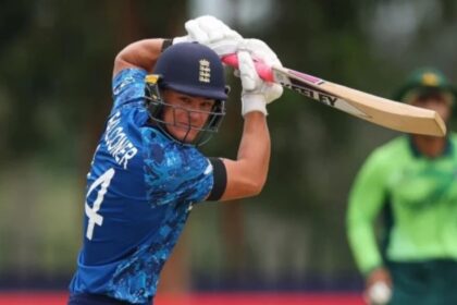 England Beat Pakistan in a U19 World Cup Thriller