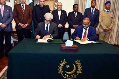 Pakistan and Somalia Agree on Visa-Free Travel for Diplomats
