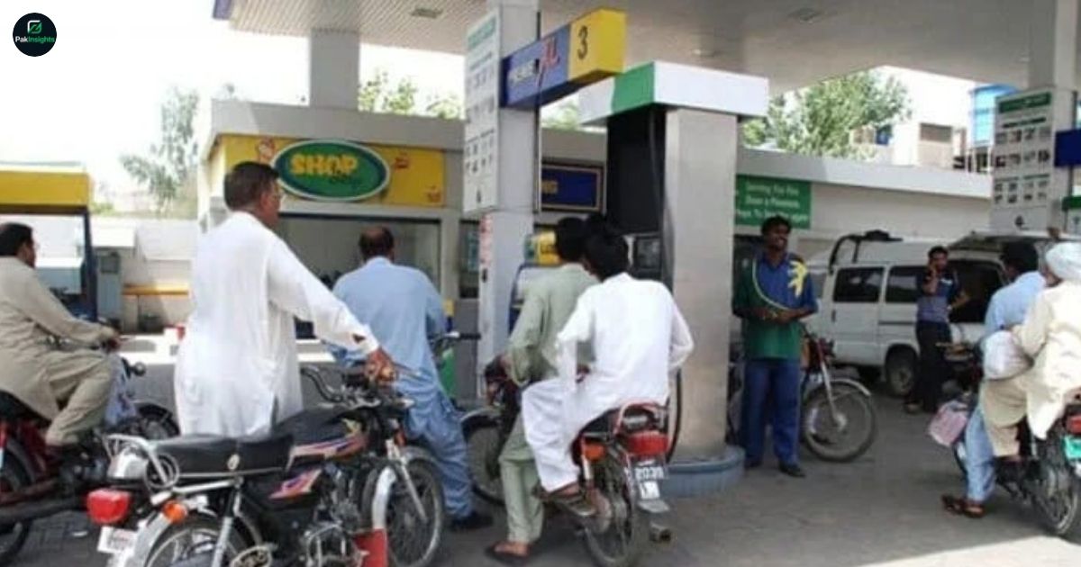 Pakistan tightens monitoring of petrol stations to ensure fuel quality