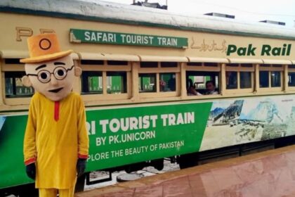 Pakistan Railways Introduces New Safari Train