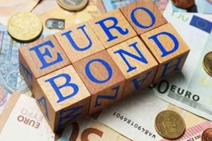 Pakistan Returns to Global Markets with $500M Eurobond