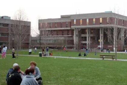 US Liberal Arts School Hampshire College Announces Closure