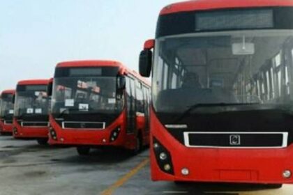 CM orders fast-track work on Karachi BRT Red Line project