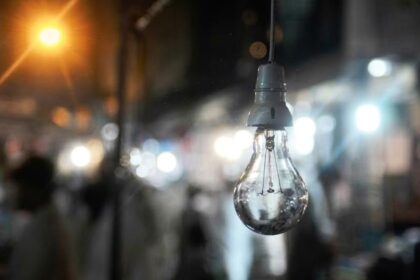 Karachi residents face 12–16 hour load shedding in heat