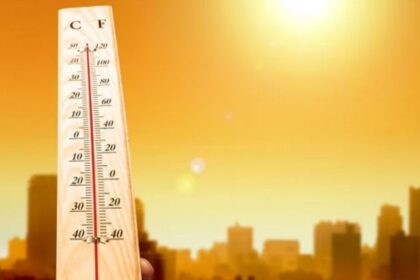 Karachi, Sindh Face Intense Heat as Temperatures Rise