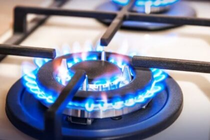 Pakistan Bans New Gas Connections for All Consumers