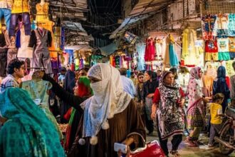 Shops and Restaurants Get Relief on Punjab Closing Hours